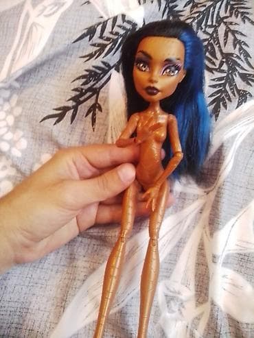 Monster High Robecca Steam. temalı kolleksiya oyuncağı – oynaqlarla