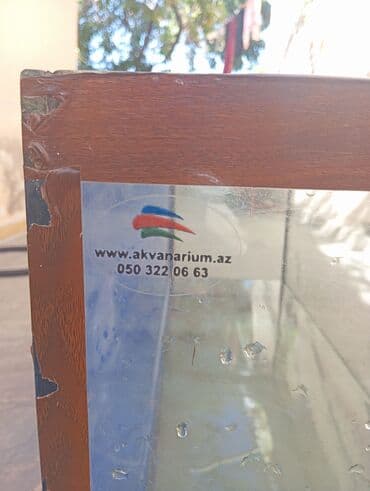 Akvarium aksessuar və ləvazimatları: Bu akvarium evdə və ya ofisdə akvatik həyat üçün uyğundur. Şüşə — 3