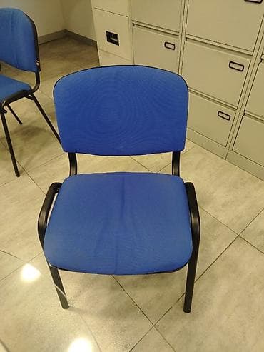 Ofis ve kurs ucun stullar satilir 1 ededi 20azn.Cox sayda var en azi 6 — 1