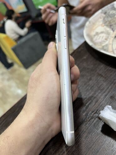 500gb hard disk: IPhone 11, 64 GB, White Titanium, Zəmanət, Simsiz şarj, Face ID — 6