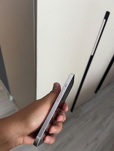 iphone 13 white: IPhone 13, 128 GB, Ağ — 6
