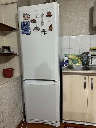 Yaxsı dondurur. İşıək vəziyyətdədir. Təmirlə bagli təcilo satilir