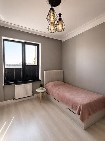 ev menzil: Bakı, Bakıxanov qəs., 2 otaqlı, Köhnə tikili, m. Neftçilər, 54 kv. m — 10