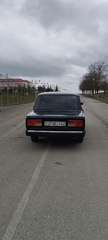 nolyedi maşını: VAZ (LADA) 2107: 1.6 l | 2002 il 57444 km Sedan — 4