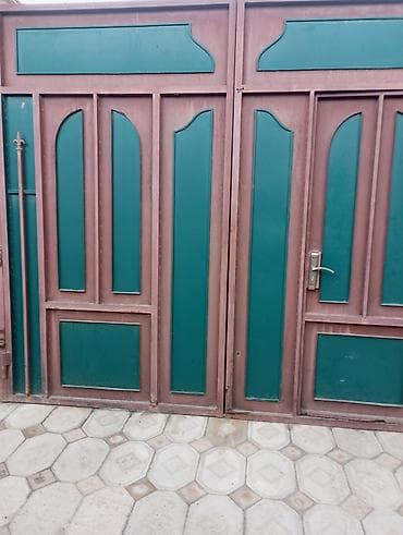 Dəmir Həyət darvazası, Mexaniki, Qapı ilə, rəng - Qəhvəyi, Kredit yoxdur