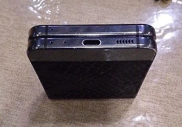 a32 ekranı: Samsung Galaxy Z Flip 5, 256 GB, rəng - Qara, Barmaq izi, Face ID — 3