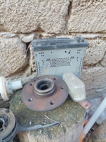 opel vectra 2000: Mersedes. 111. 2.3. matorun Rulovo kalonkasl 50 AZN. xərci var — 3