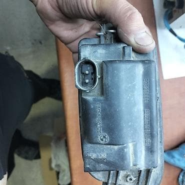 BMW madel.dumanik Farasi islekdi ela vezyetdedi 1 ededi