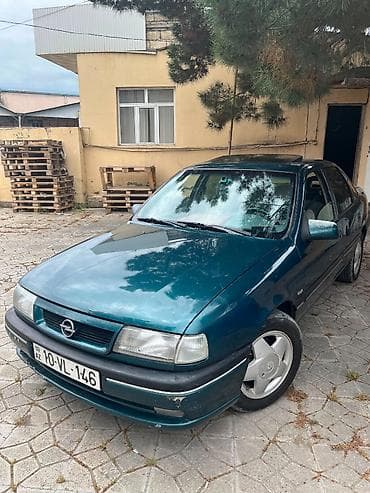 xac: Opel Vectra: 1.8 l | 1995 il 700000 km Sedan — 2