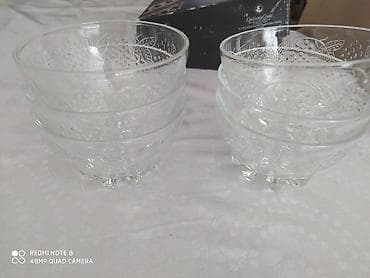 Столовая посуда: Şüşə qablar və ya fincanlar yenidir az istifadə olunub 6 ədədi cəmi 5 — 1