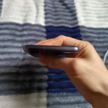 şur mikrafonlar: Samsung Galaxy S21 FE, rəng - Boz, İki sim kartlı — 3