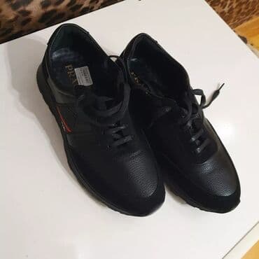 A Klass Prada 95 manata alınıb, zamj və dəri kombinlidir, real alıcıya