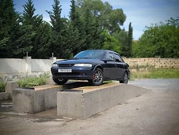 equinox ehtiyat hisseleri: Opel Vectra B sedan - Kuzov: 4 qapılı sedan, tünd göy rəng - Mühərrik — 7