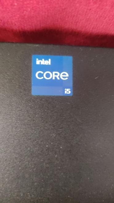 kompüterlərin qiyməti: Lenovo stolüstü kompüter seti - Brend: Lenovo - Prosessor: Intel Core — 3