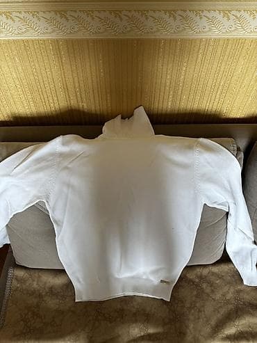 qadın donu: Ağ rəngli kişi sviteri – balıqçı yaxalı (hündür boğazlı) model. - — 1