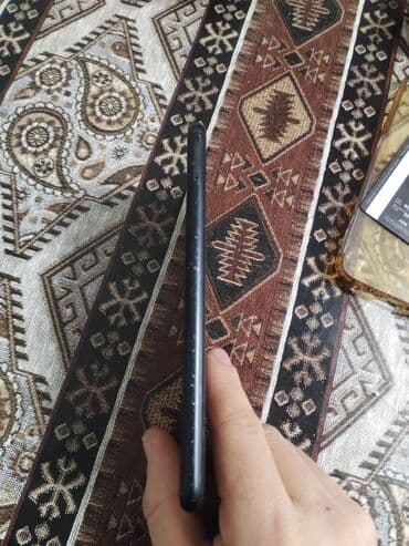 телефон fly iq4401 era energy 2: Honor 8X, цвет - Черный, Две SIM карты — 4