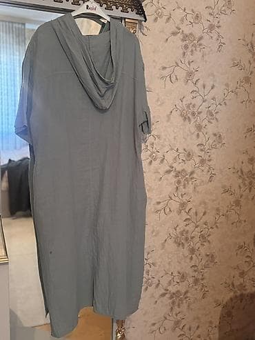 qadın koftaları: Ketan don kapişonkali tezedi geyilmeyib.46-48-50-52 razmere gedir — 2