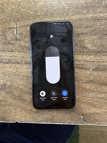IPhone 11 Pro, 256 GB, Face ID — 1