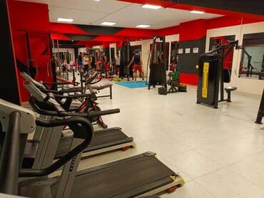 zal satılır: Təcili yarı qiymətinə Hazır İdman zalının içərisində yerləşən idman — 9