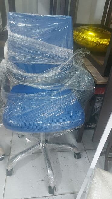 офисные кресла: Kireslolar magazadan satiwi bir bawa catrlma var reg secimi var unvan — 2