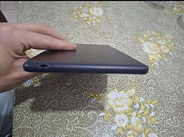 samsung nu7090 55: Huawei planşet - Ekran: təxminən 8 düym, incə çərçivəli panel - — 2