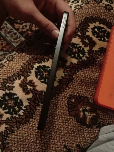 fifa 2020 disk: Məhsul: Smartfon Xüsusiyyətlər və detallı təsvir: - Korpus: Düz — 3