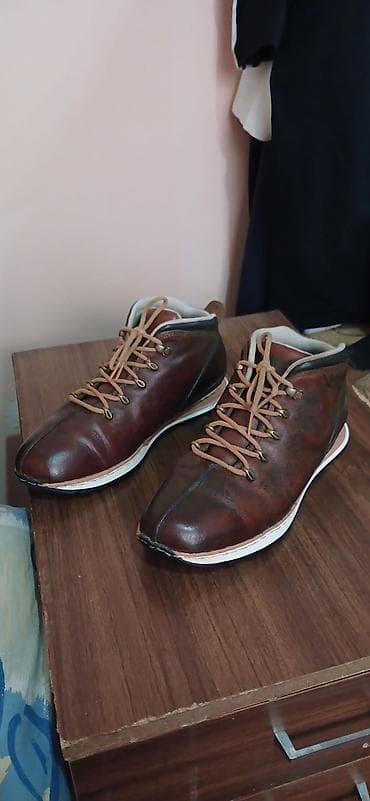 Botinka Dəri Ayaqqabı 10 gün heç geyinilməyib 250 dolara alınıb lalafo.az -da Botinka Dəri Ayaqqabı 10 gün heç geyinilməyib 250 dolara alınıb