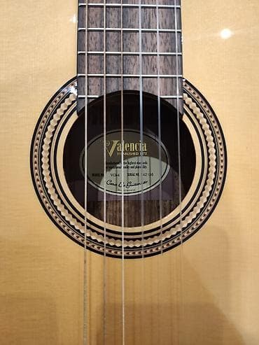 sitki: Klassik gitara Model:Valencia VC 564 Üst:Sitka Spruce Qol: Amara — 2