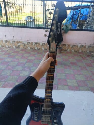 işlənmiş velosiped satışı: Elektron gitara, 6 sim — 4