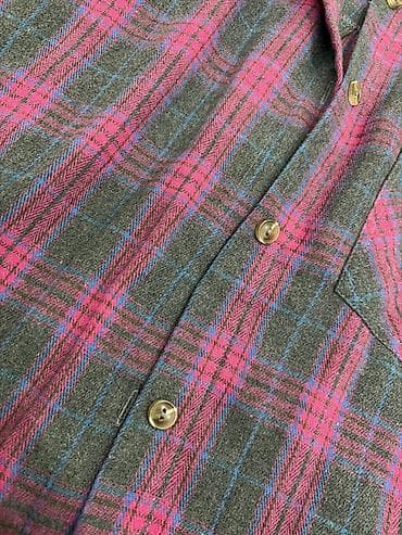 UMALOOK flanel köynək – XL ölçü. - Naxış: boz əsas fonda çəhrayı və — 2