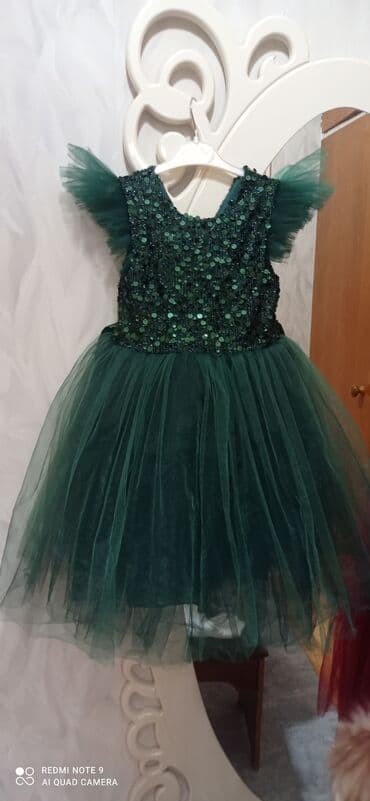 7-8 yas,1 defe 30 deqiqeluk fotosessiyaya geyinilib 25 man satiram