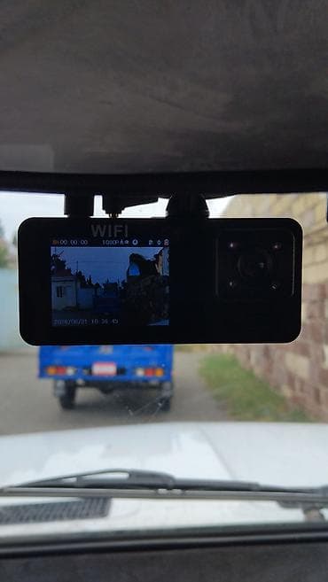 maped kreditle: Video qeydiyyatci wifi ve gps funksiyasida var 
Sureti gosterir — 4