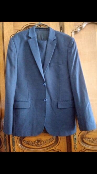 göy rəngli kişi cemperləri: Kostüm. Tezedi. Razmer 48-50. Türkiyə — 1