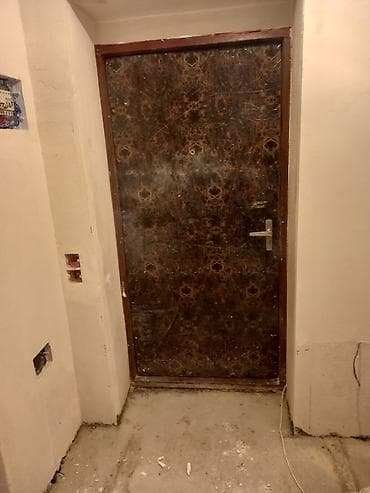 İşlənmiş Giriş qapısı 90x200 sm Ünvandan götürmə