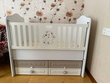 doş stolu: Oğlan və qız üçün, İşlənmiş, Dördbucaq, Beşik, Matras ilə, Yellənmə mexanizm ilə — 1