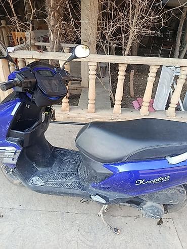 сколько стоит мопед: - 2, 125 см3, 15400 км — 1