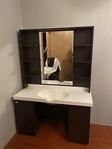 hinduska eti satilir: ƏŞYALAR TƏMTƏZƏ AÇILMAYIB bərbər dəzgahı biri 150 azn FEN 50 azn — 5