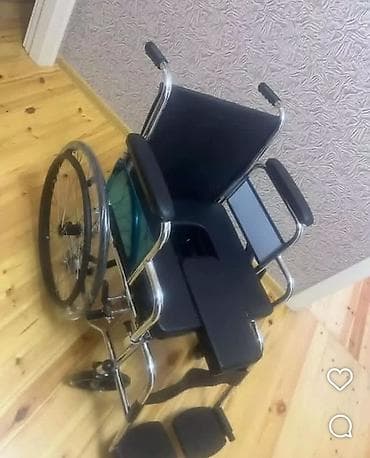 Tualet funksiyalı əlil arabası - Material: xrom örtüklü möhkəm metal