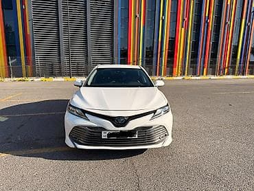 Toyota Camry: 2.5 l | 2021 il Sedan — 1