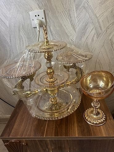 Tezedir dest seklinde 70azn Zərif dekorativ şirniyyat və meyvə qabı