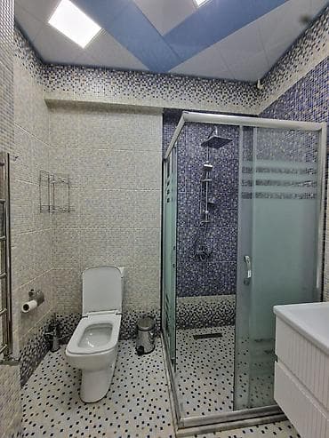 amal mtk ev satilir: Mənzilin təsviri - Plan: açıq mətbəxli geniş zal. Zal hissəsində — 3