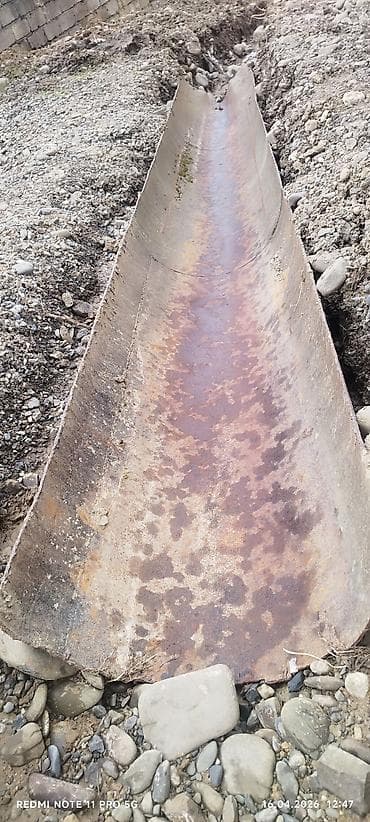 Metal su arxı / drenaj ləvhəsi - Material: qalın metal (bükülü