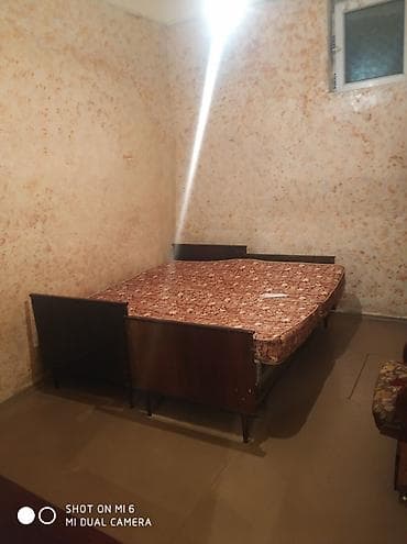 Mənzillər: 80 kv. m, 3 otaqlı, Qaz, İşıq, Su — 6