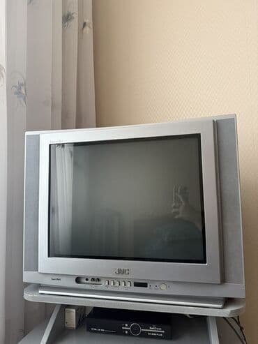 Proyektorlar: JVC kineskop televizoru - Marka/model: JVC (Super Multi işarəli, ön — 1