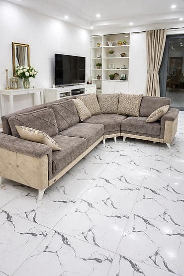 Divan 440₼. Açılan,bazalıdır.əla vəziyyətdə,ümumi 3.20/2.ölçüdə Yeni — 1