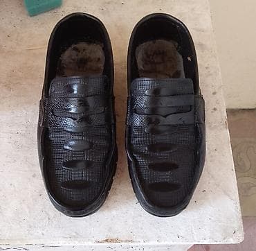 Ölçü: 40, rəng - Qara, İşlənmiş