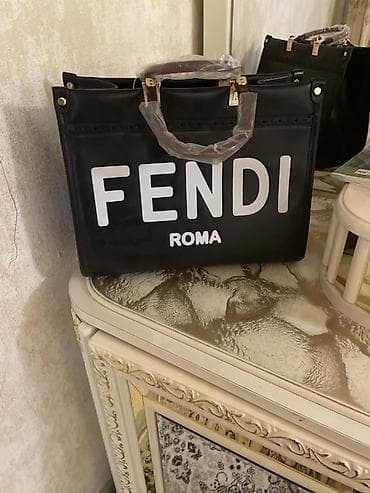 Əl çantası, Fendi — 2