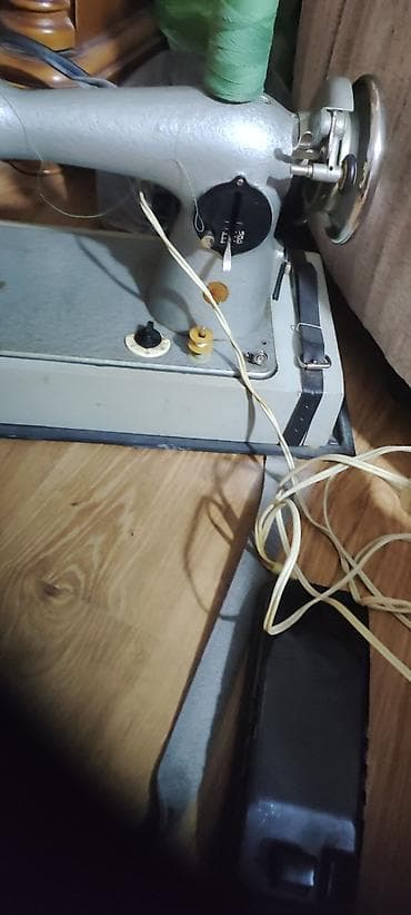 badam baglari: Diqqət.Əla vəziyyətdə cox möhkəm .Qədimi sovet maşını. Bunlara indi — 7