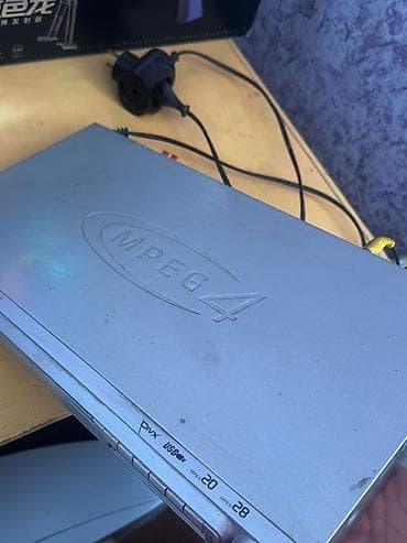 playstation 5 mini: Sony — 2