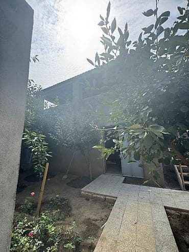 Həyət evləri və villaların satışı: 5 otaqlı, 350 kv. m, Orta təmir — 10